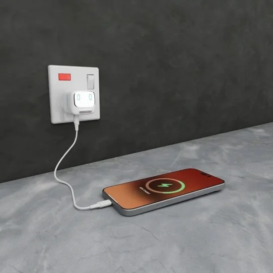 Powerology Lumix Gan Ai Power Charger - White